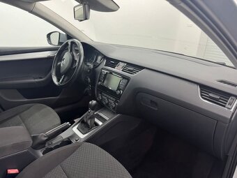 Octavia Combi 1,6 TDI 110kw Edition M6 4x4 - 6