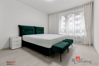 Príjemné rodinné bývanie v srdci Jégeho Aleje s parkovaním / - 6