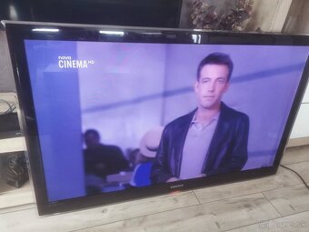 Samsung 140cm 55 ue55b7000 za 70€ - 6