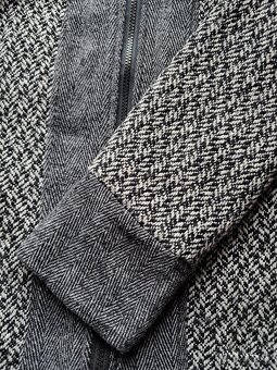 dámsky kabát s kapucou - 6