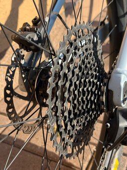 Predam celoodpruzeny bicykel Giant Trance Jr 26 - 6