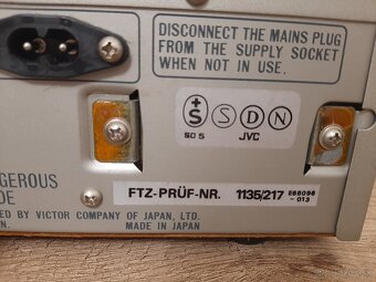 Vintage zosilňovač +Tuner JVC - 6