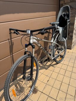 Predám horský bicykel Trek X-Caliber 8 + detská sedačka - 6