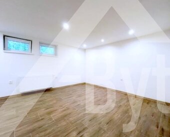 1- IZBOVÝ TEHLOVÝ BYT PO NOVEJ REKONŠTRUKCII, PLAVISKO - 6