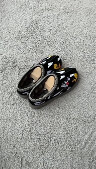 UGG Tasman Slipper Palace x Looney Tunes Black - 6