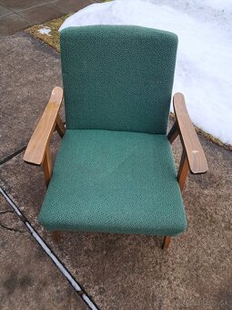 Staré stolíky a kreslo - 6