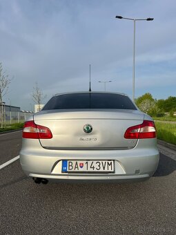 ŠKODA SUPERB 2 1.8 TSI 118KW SEDAN - 6