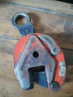 Svorka na dvíhanie plechov - 6