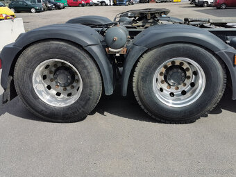 Prodám tahač DAF CF 480 FTT 6X4 E6 RETARDER jednookruhová h - 6
