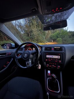 Predám Volkswagen Jetta 1.2 TSI 77kw - 6