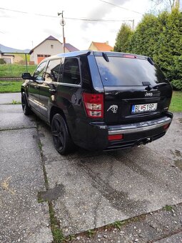 Jeep Grand Cherokee srt8 - 6