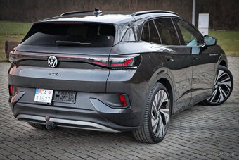 Volkswagen ID4 GTX 4x4 220kw 82kWh Panorama Ťažné Matrix - 6