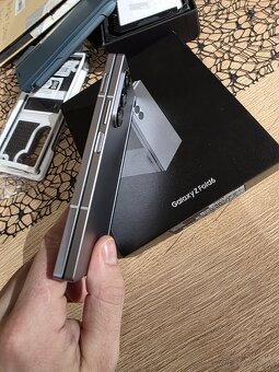 Samsung Z fold 6 - 6