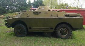 Predam plne pojazdné BRDM-2 je obojživelné obrnené vozidlo ; - 6