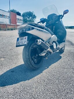 YAMAHA T-MAX 500i - 6