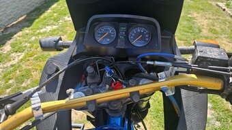 Suzuki DR 650 RSE - 6