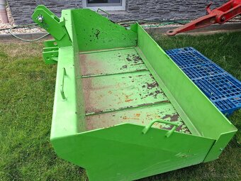 Predam bednu za traktor - 6