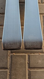 Prémiové rakouské lyže Grenzwertig SL, 155cm - 6