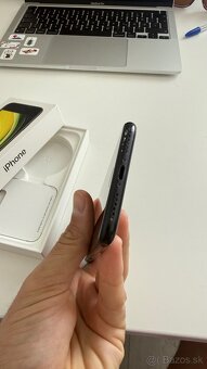 iPhone SE 2020, 64GB - 6