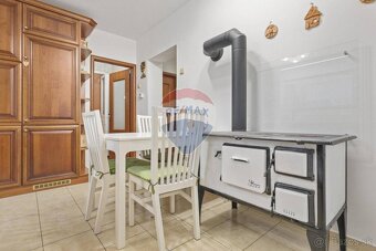 PREDAJ : REZERVOVANÉ - 4 izb. Rodinný dom 185 m2, kompletná - 6