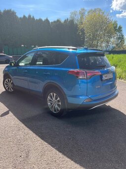 Toyota RAV4, 2.5 Hybrid, executive, 4x4 -  spoľahlivé SUV - 6