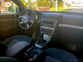 Škoda Octavia 2012 - 6
