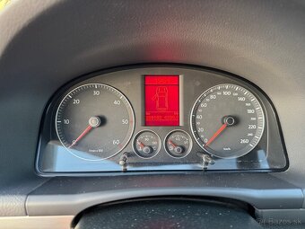 VW Touran 1,9tdi ,77kw,r.v 2010 - 6