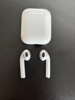 Apple AirPods gen. 1 - 6