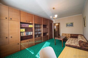 Udržiavaný 3-izbový byt v pôvodnom stave – Gagarinovo námest - 6