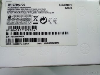 Predám Samsung Galaxy S20 FE - 6