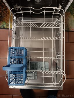 Úzka 45 cm umývačka riadu beko - 6