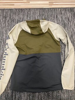 Columbia bunda - 6
