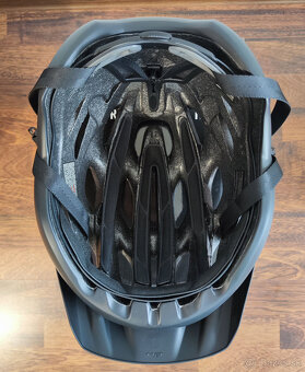 Nová cyklistická prilba MET VELENO - XC / MTB - 6