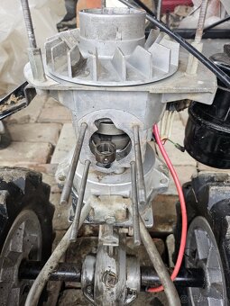 Predám Robi55 rotovator - 6