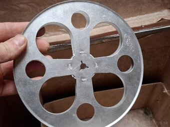 Premietačka, projektor a iné - 6