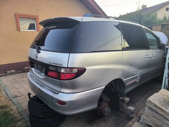 Toyota previa - 6