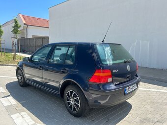 Volkswagen Golf 1.4i 55kw 242 650km - 6