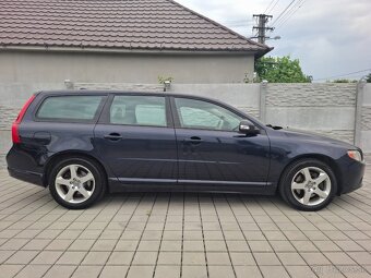 VOLVO V70 2.4D D5 A/T FACELIFT - 6