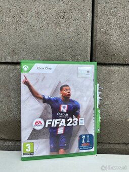 Xbox one S na 1 TB + hry - 6