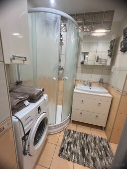 PRENÁJOM prerobeného a zariadeného 2 izbového bytu - 6