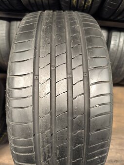 Kumho Ecsta 215/45 R16 86H - 6