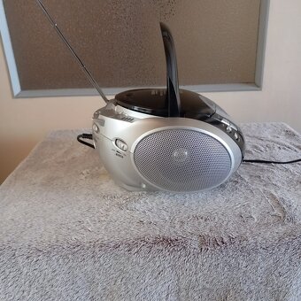 Predám DAEWOO PORTABLE STEREO RÁDIO, CD/MP3 - 6