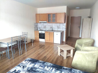 PREDAJ GARSÓNKY ŽILINA UL. KAMENNÁ - 6