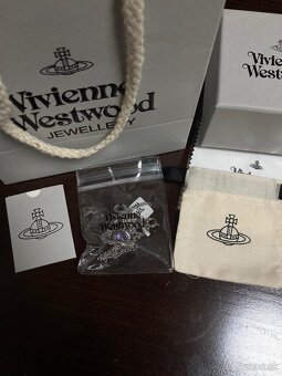 Vivienne Westwood Nahrdelnik - 6
