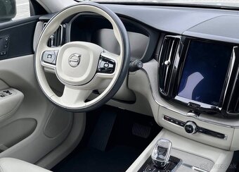 Volvo XC60 T8 Twin Engine Inscription eAWD A/T - 6