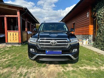 Toyota Land Cruiser 200 Premium - 6