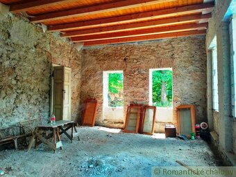 Neobyčajný veľký dom v obklopení Strážovských vrchov na pr - 6
