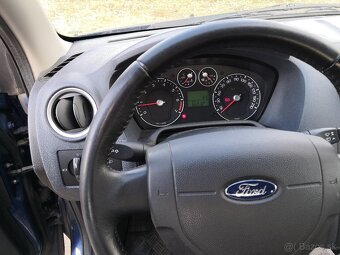Ford Fusion 1.6 100 PS r.v. 2010 - 6