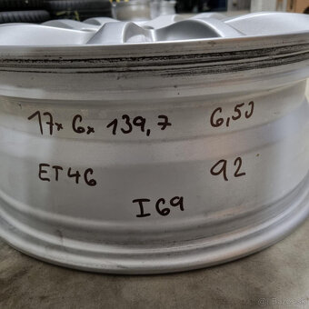 Hliníkové KIA disky 6x139,7 R17 6,5J ET46 - 6