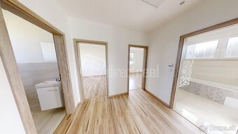 Rezidenčné bývanie v nízkonákladovej novostavbe rodinného bu - 6